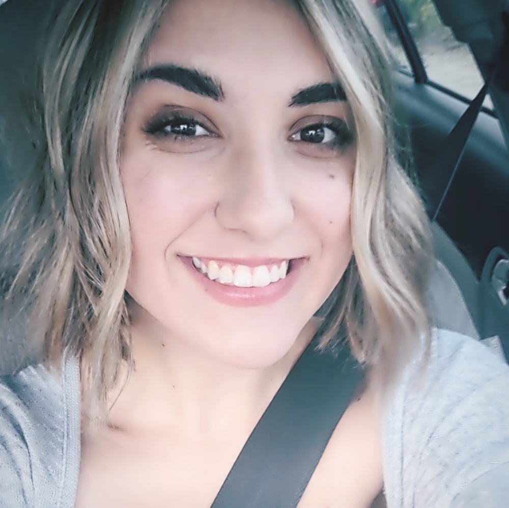 Meet your Posher, Gina